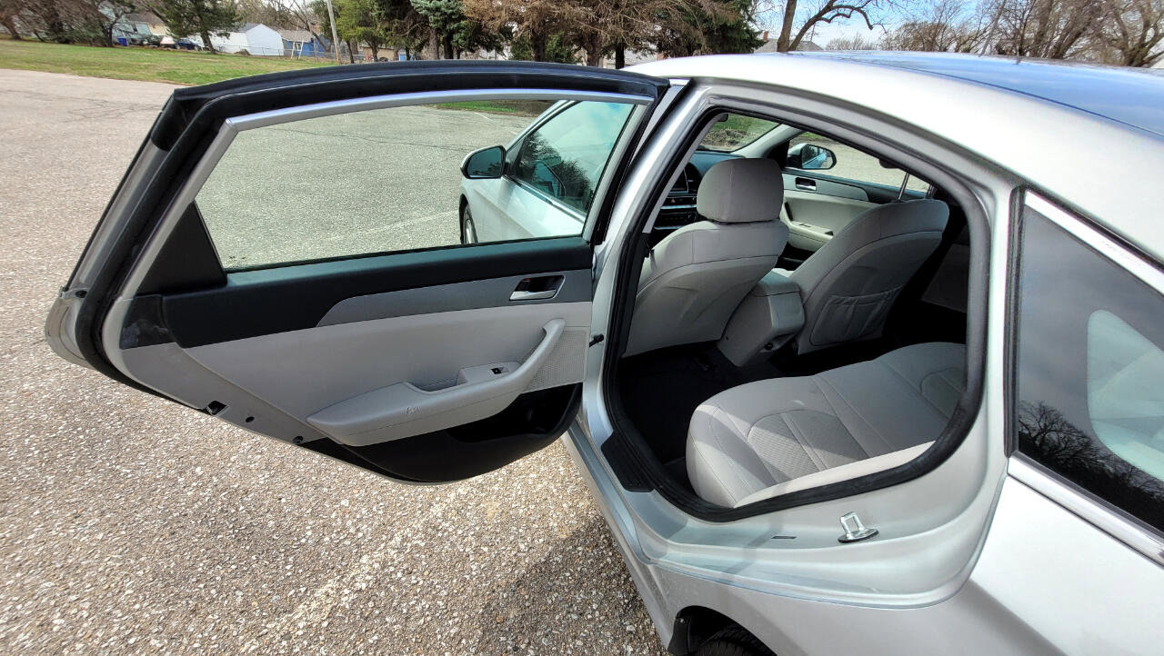 Used 2019 Hyundai Sonata ECO image 16