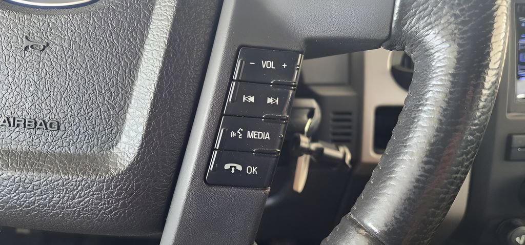 Used 2011 Ford F150 XLT w/ XLT Chrome Pkg image 24