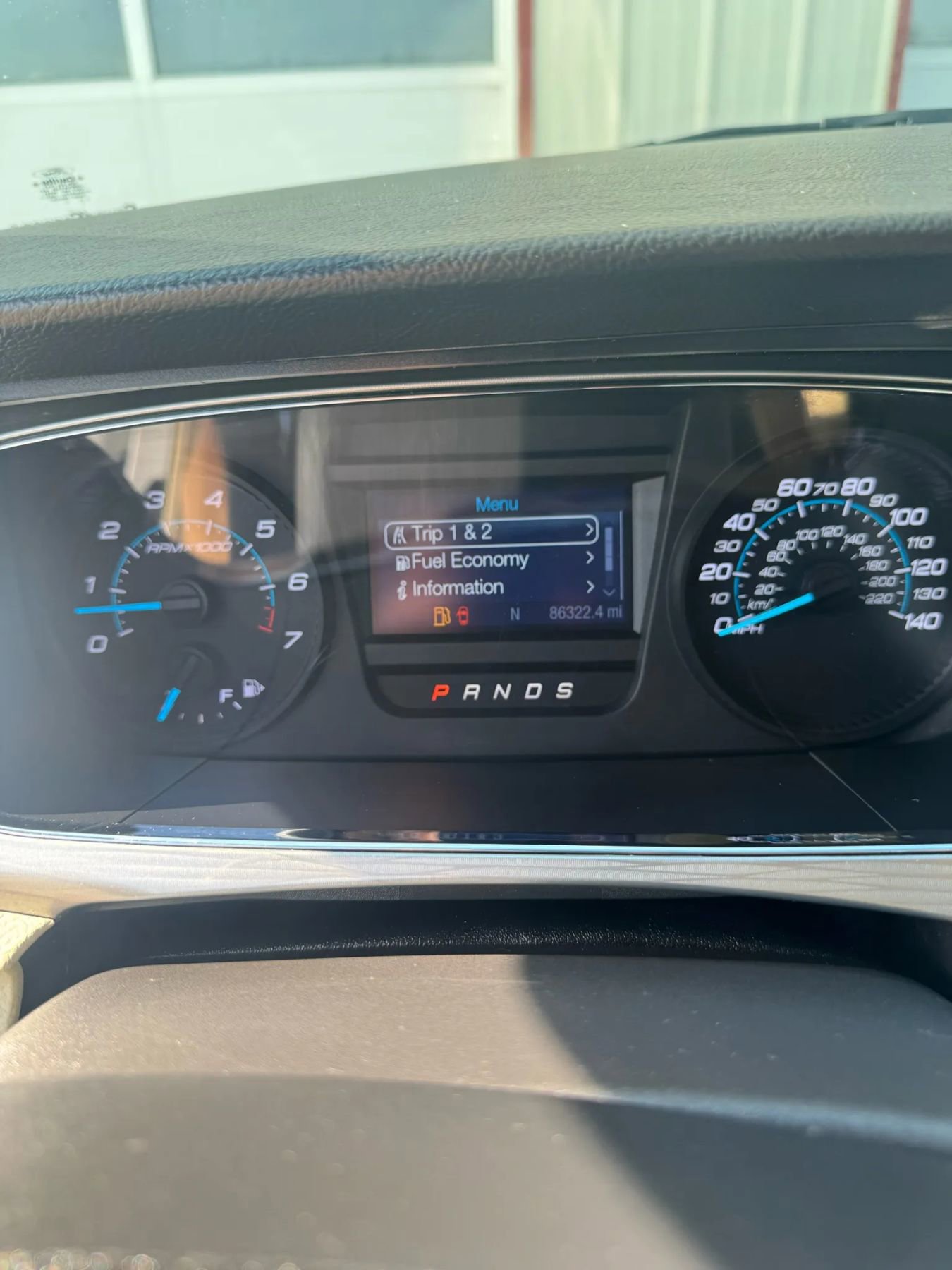 Used 2016 Ford Taurus SEL image 9