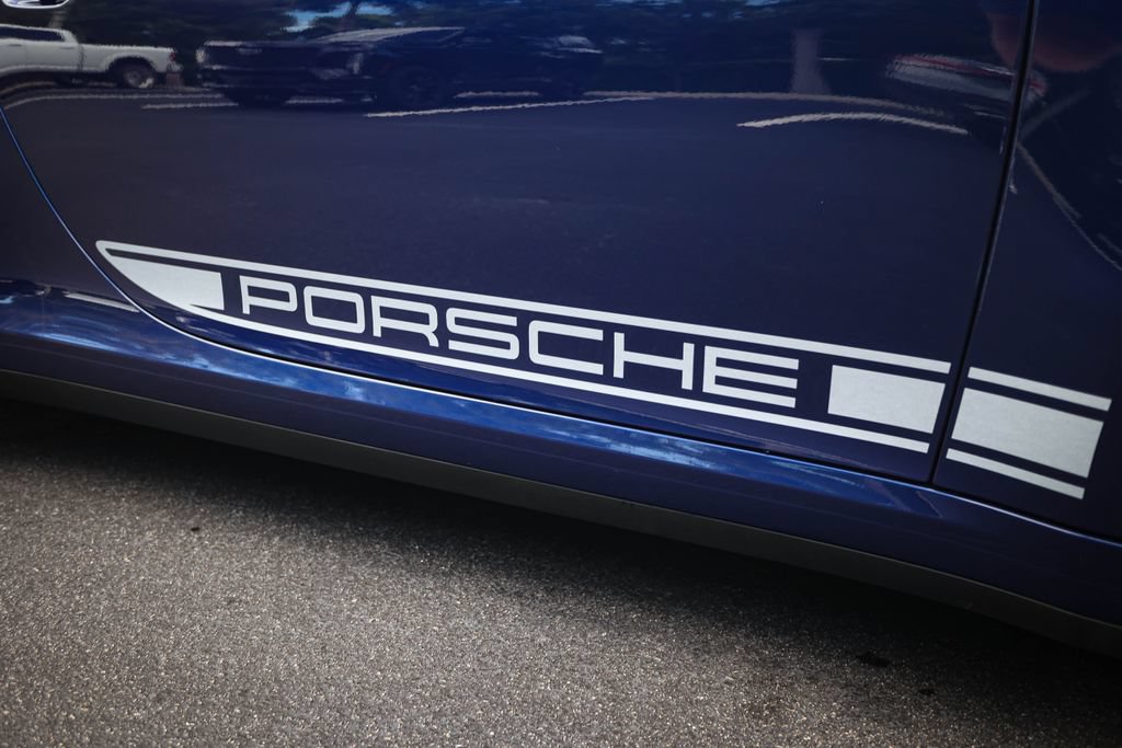 Used 2024 Porsche 911 Targa 4 GTS AWD/4WD image 18