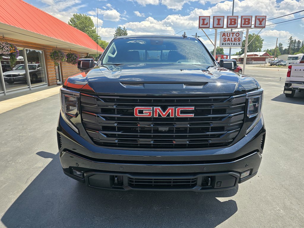 Used 2024 GMC Sierra 1500 Elevation image 2