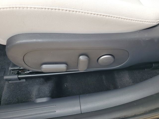 Used 2025 Hyundai Kona SEL image 14