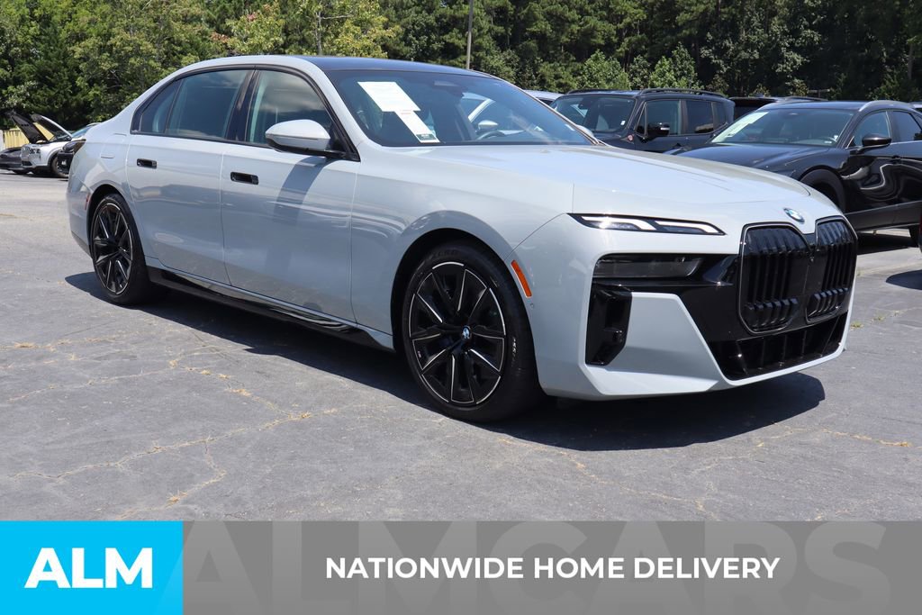 Used 2025 BMW 740i w/ Premium Package image 5