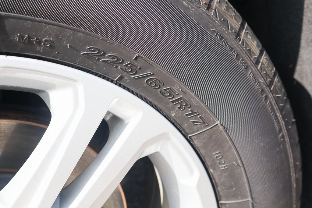 Used 2020 GMC Terrain SLE w/ Driver Convenience Package image 49