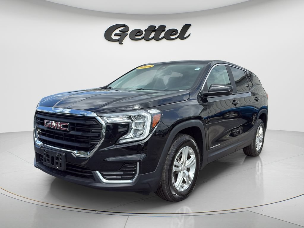 Used 2024 GMC Terrain SLE AWD/4WD image 1