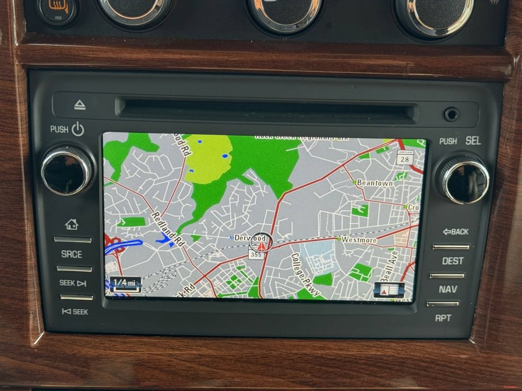 Used 2018 Chevrolet Express 2500 w/ Enhanced Convenience Package RWD image 16