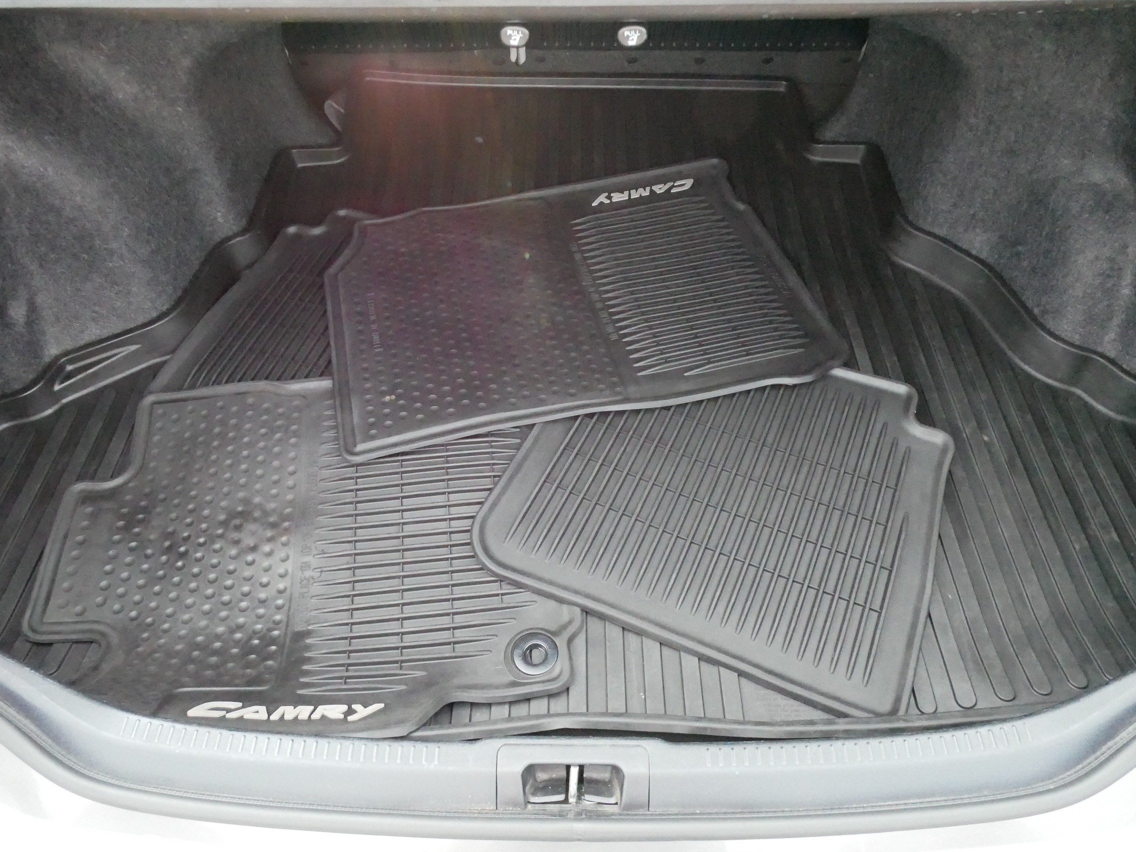 Used 2015 Toyota Camry LE FWD image 18
