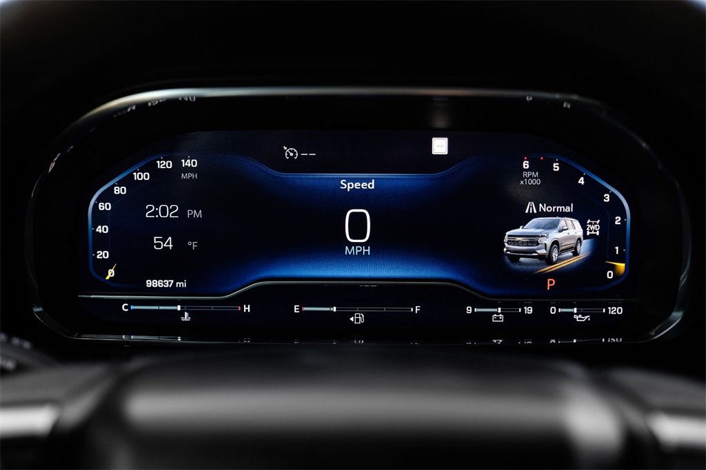 Used 2022 Chevrolet Suburban Premier image 15