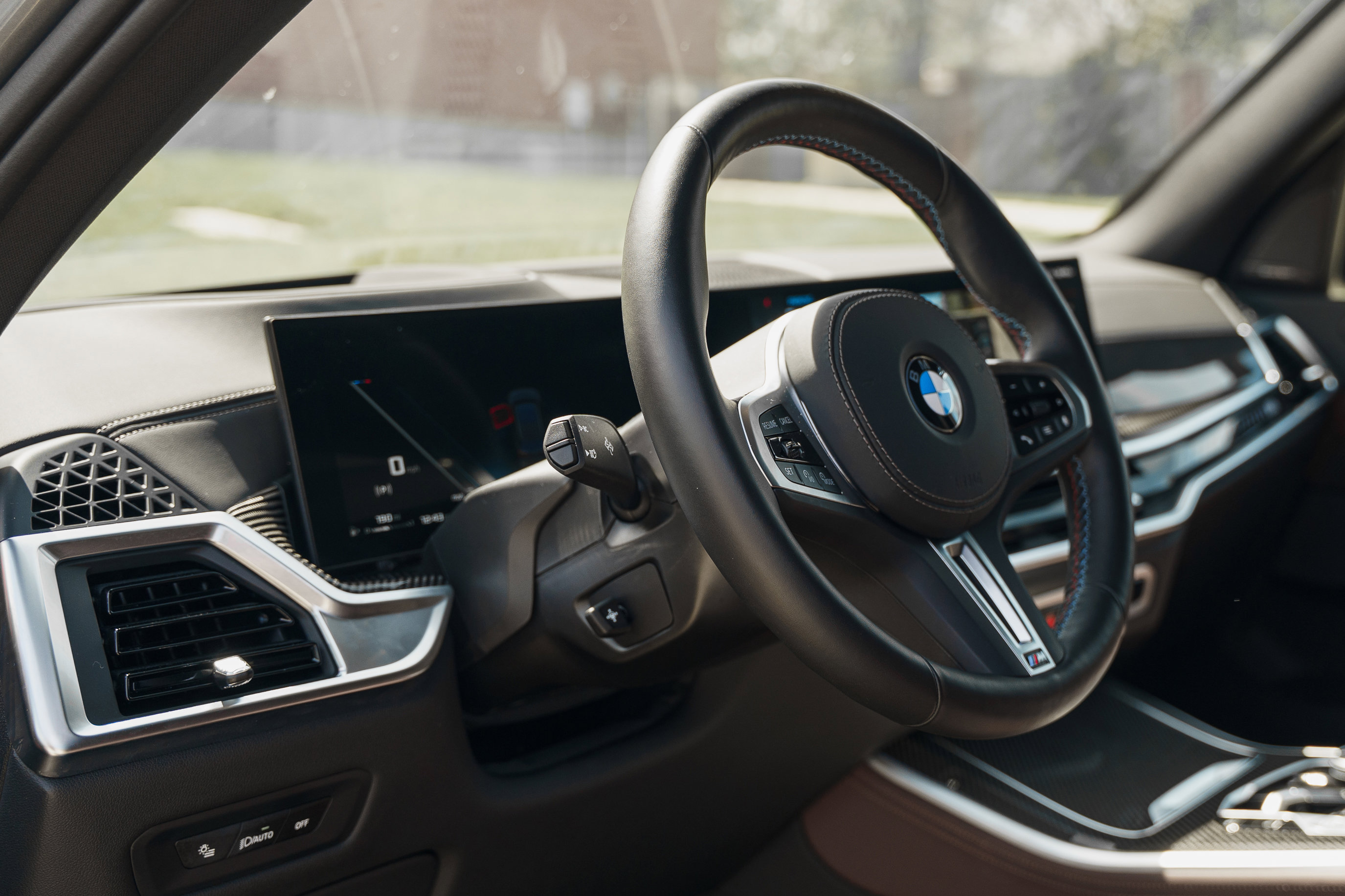 Used 2026 BMW X5 M60i image 9