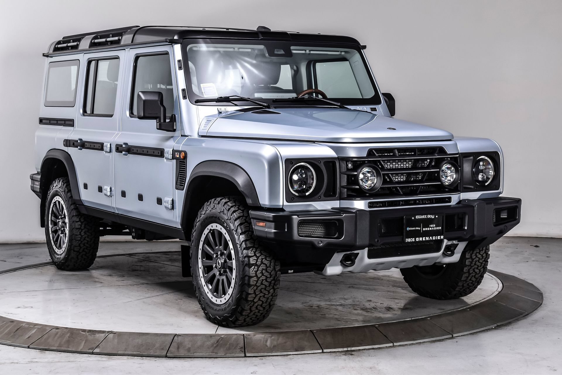 Used 2025 INEOS Grenadier Station Wagon AWD/4WD image 8