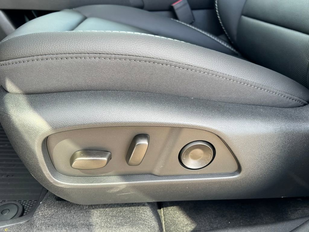 New 2026 GMC Terrain Denali w/ LPO, Floor Liner Package image 10