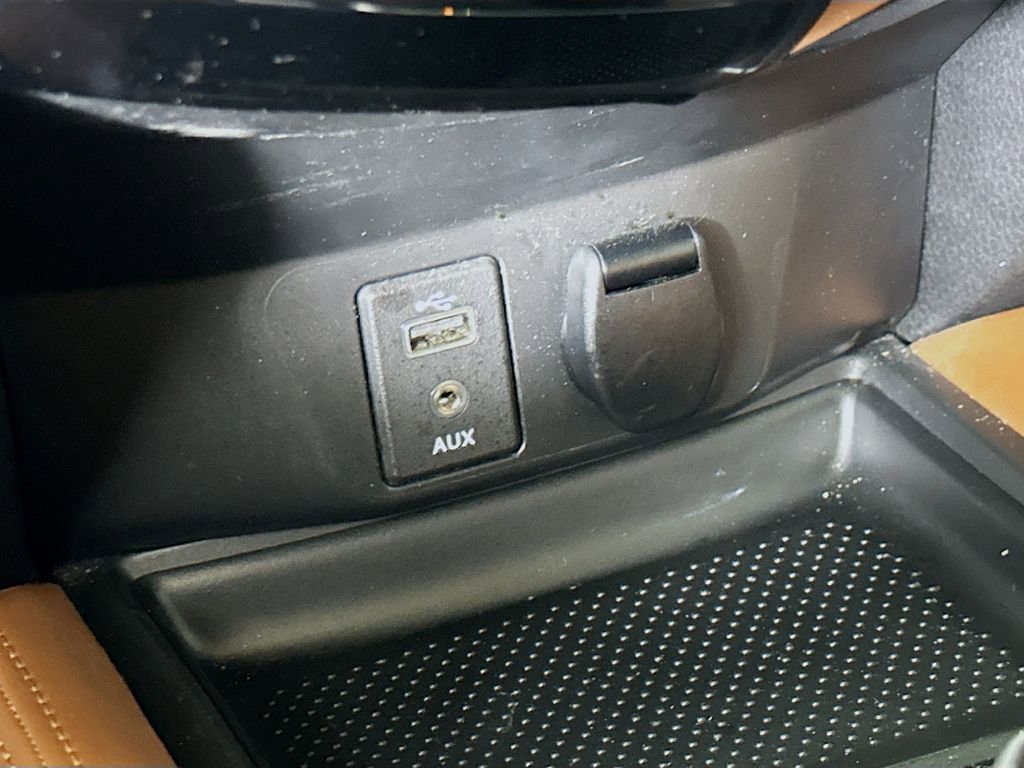 Used 2017 Nissan Rogue SL w/ SL Premium Package image 29