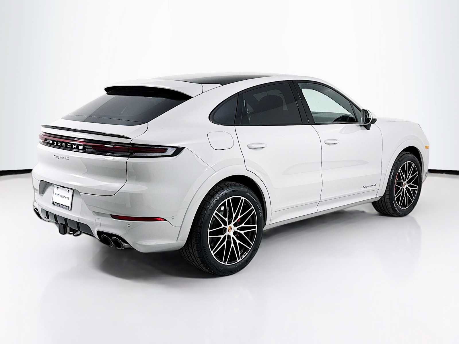 New 2026 Porsche Cayenne S AWD/4WD image 9