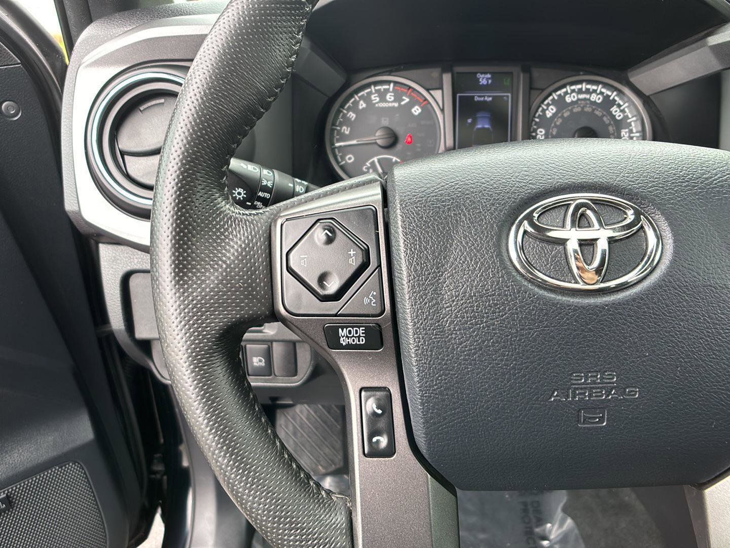 Used 2019 Toyota Tacoma TRD Off-Road AWD/4WD image 26