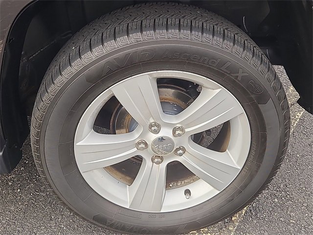 Used 2017 Jeep Compass Sport w/ Power Value Group image 8