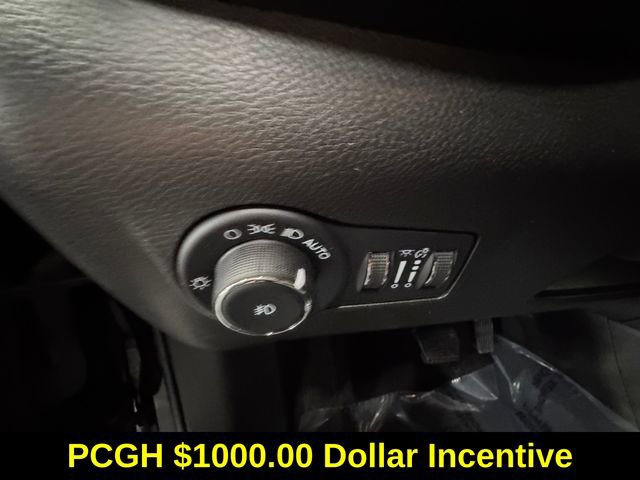 Used 2022 Jeep Compass Limited image 22