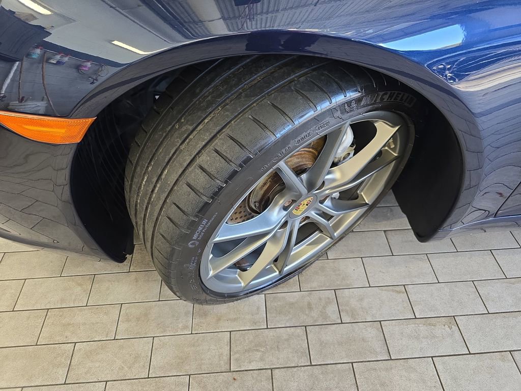 Used 2018 Porsche 911 Carrera image 33