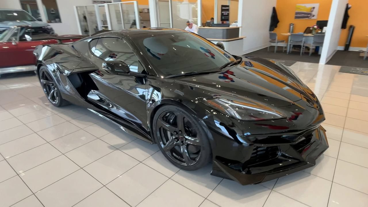Used 2024 Chevrolet Corvette Z06 w/ Z07 Performance Package