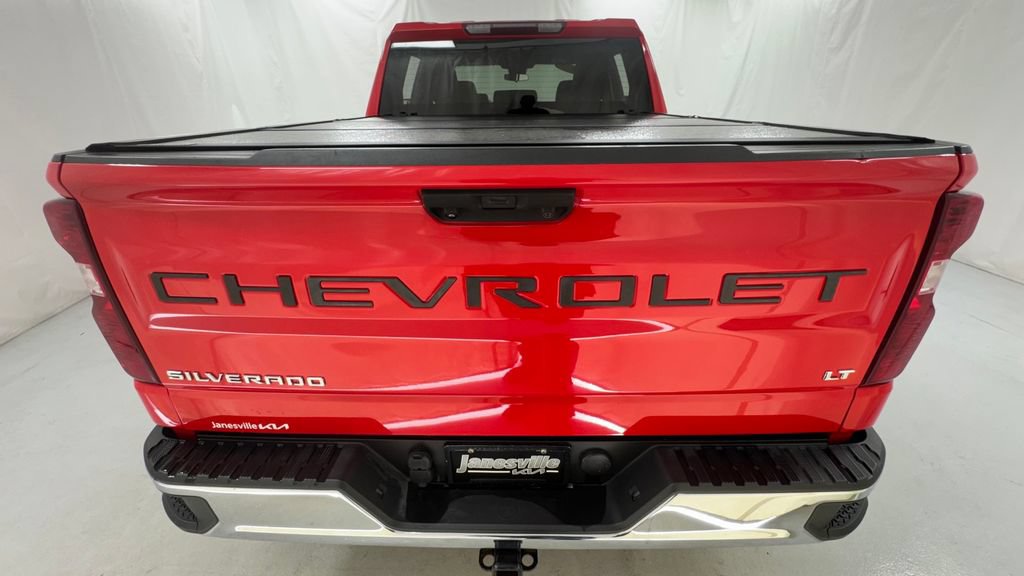 Used 2022 Chevrolet Silverado 1500 LT AWD/4WD image 4