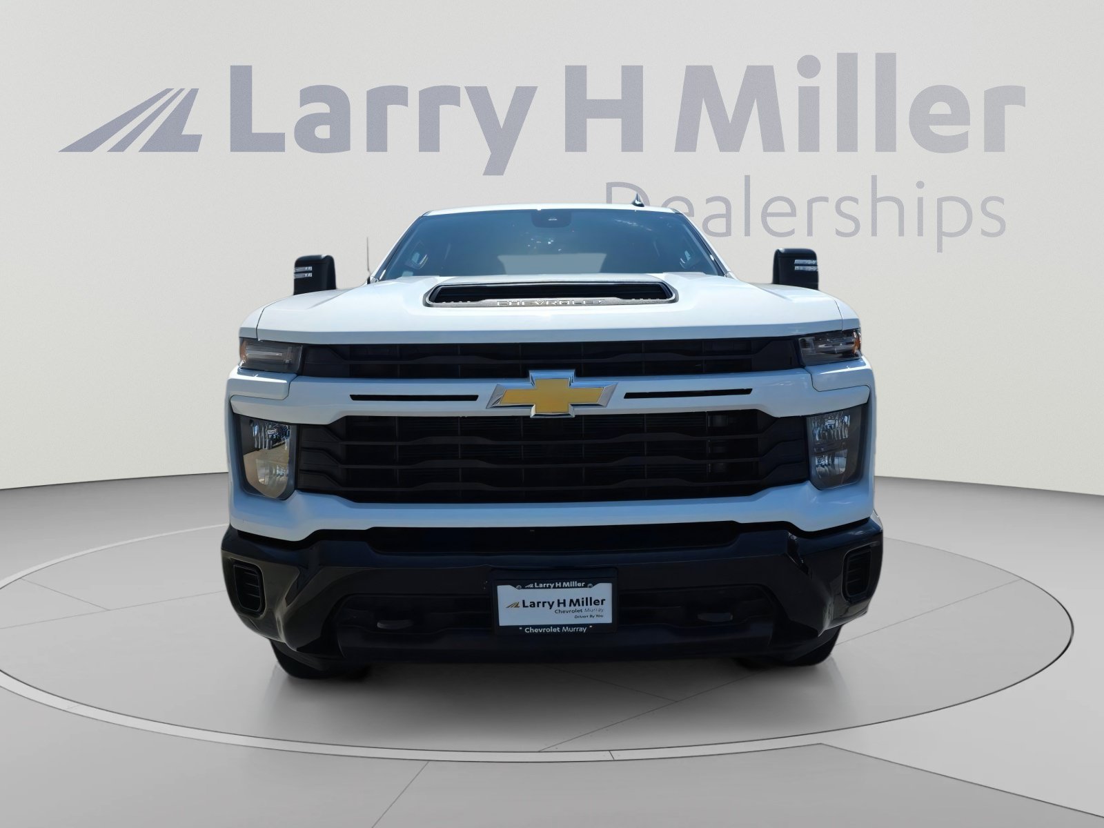 Used 2024 Chevrolet Silverado 2500 Custom w/ Custom Value Package AWD/4WD image 3