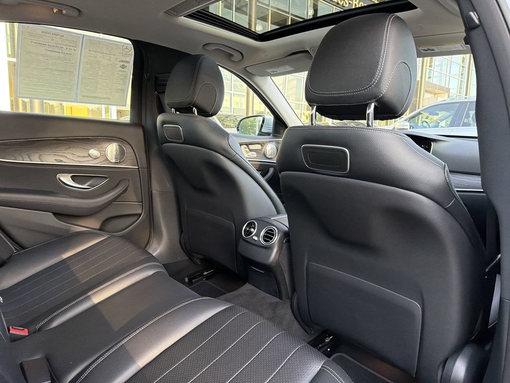 Used 2018 Mercedes-Benz E 300 image 17