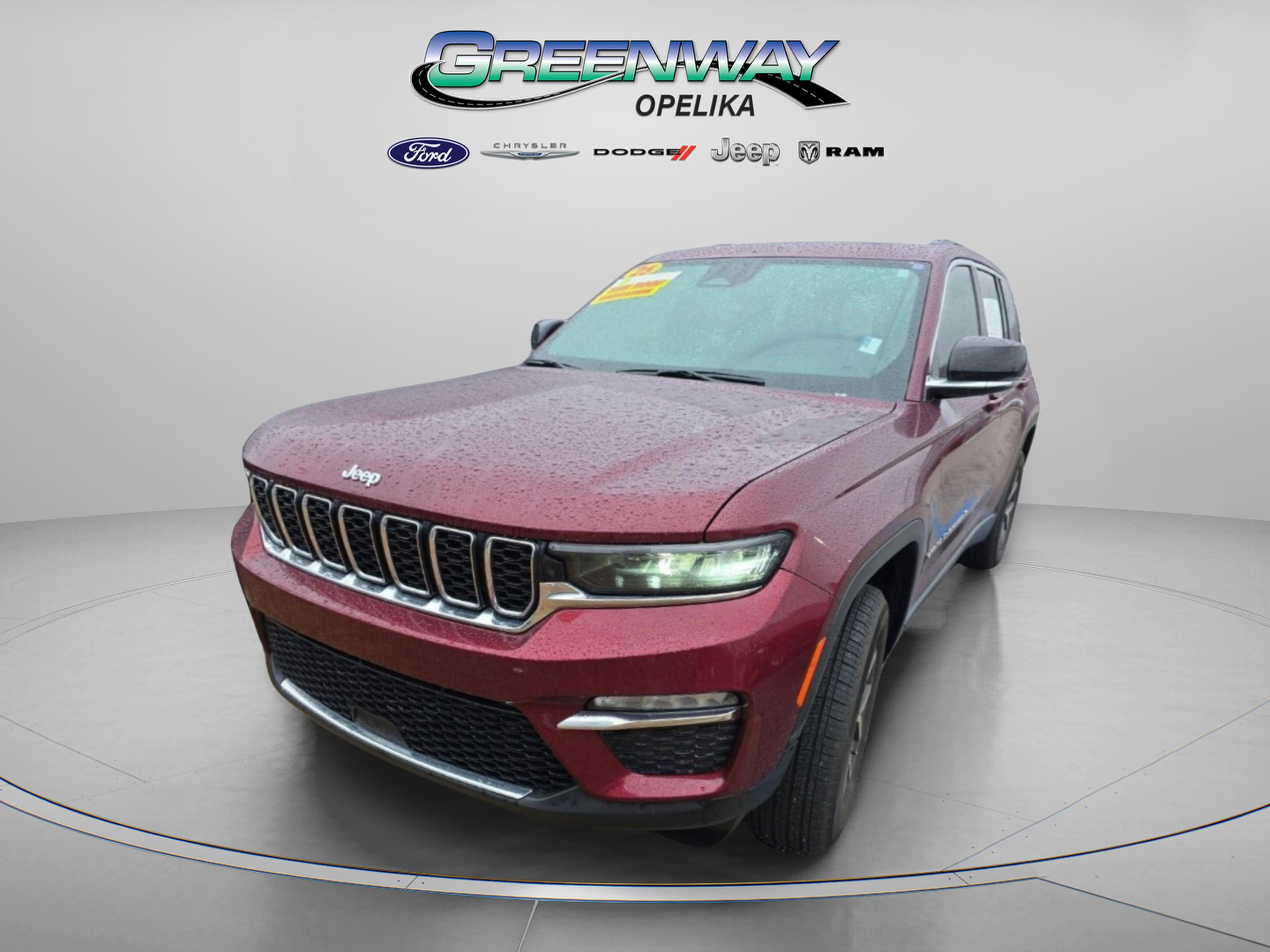 Used 2025 Jeep Grand Cherokee Limited w/ Trailer Tow Package image 11