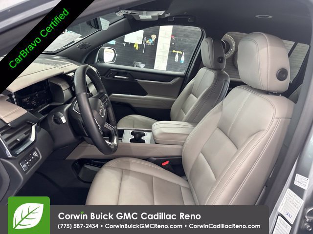 Certified 2026 GMC Acadia Elevation w/ Elevation Premium Package AWD/4WD image 17