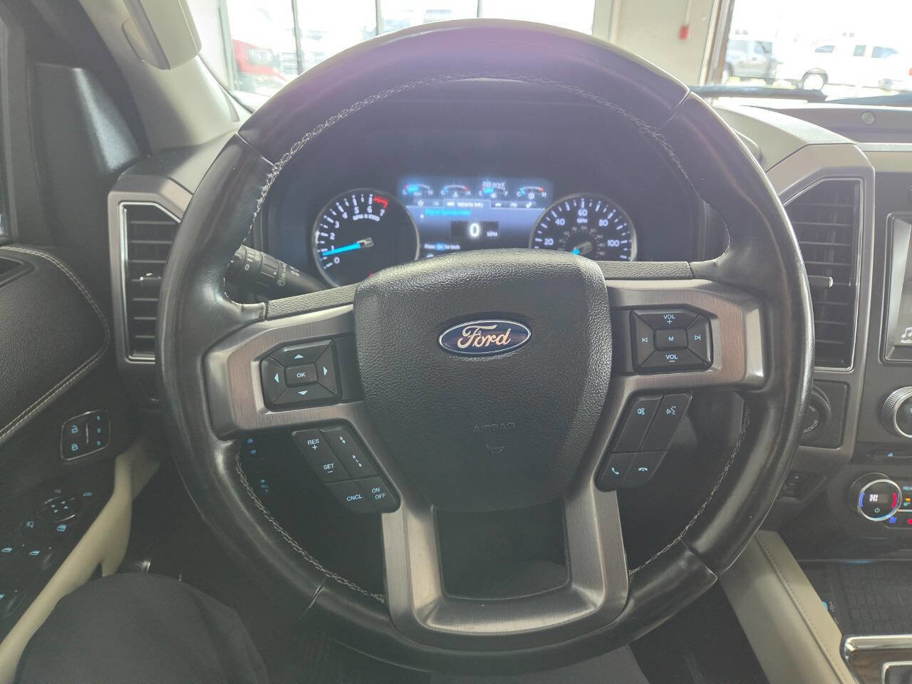 Used 2018 Ford Expedition Max Platinum image 31