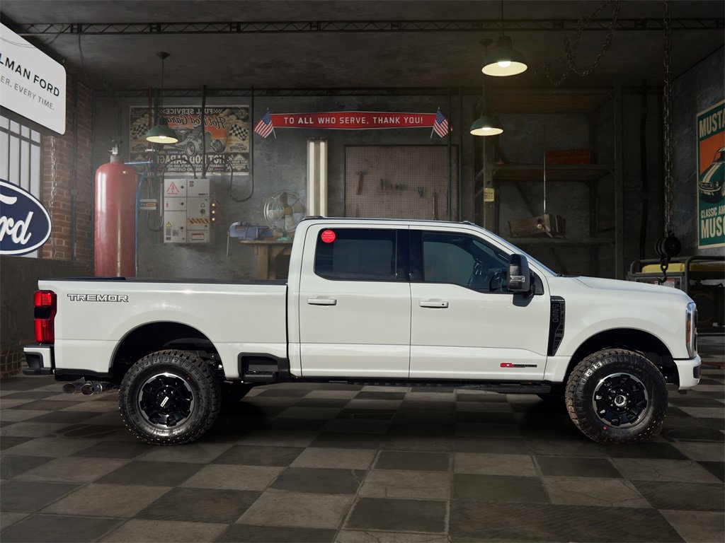 New 2026 Ford F250 Platinum w/ Tremor Off-Road Package image 33