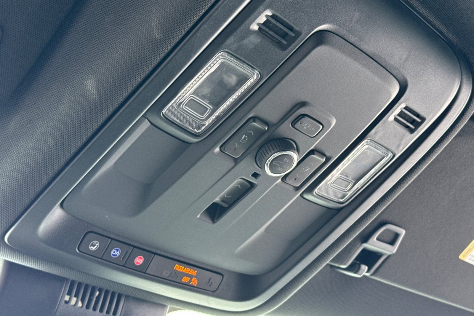 Used 2025 Chevrolet Tahoe Premier image 22