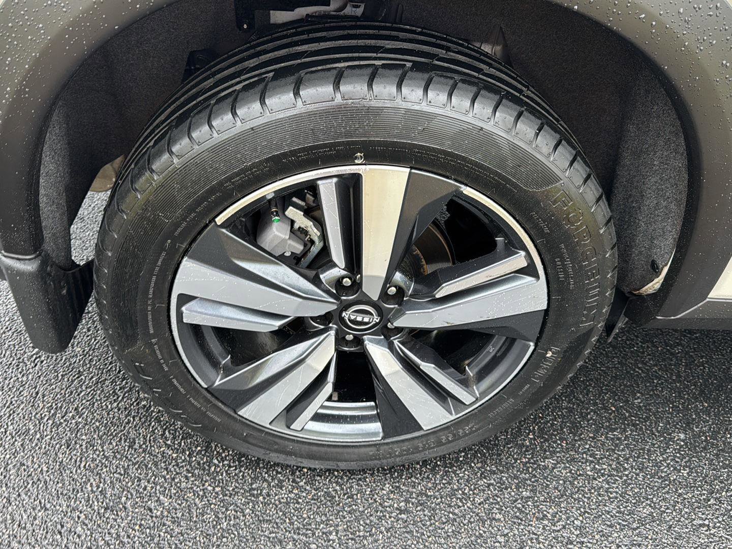 Used 2023 Nissan Rogue Platinum w/ Platinum Premium Package image 32