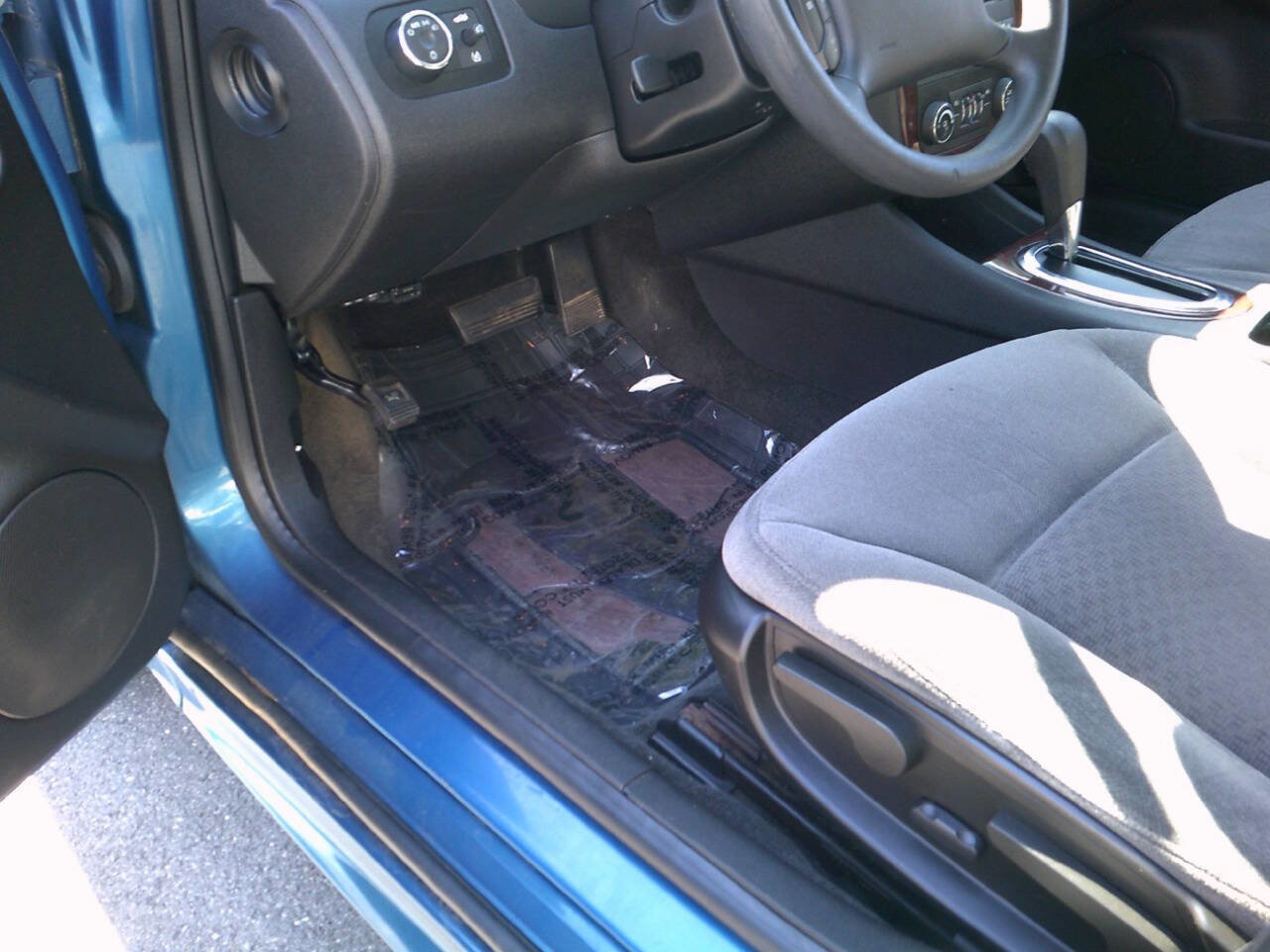 Used 2010 Chevrolet Impala LS FWD image 19