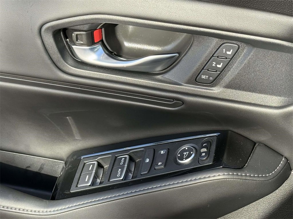 Used 2023 Honda Accord Touring image 28