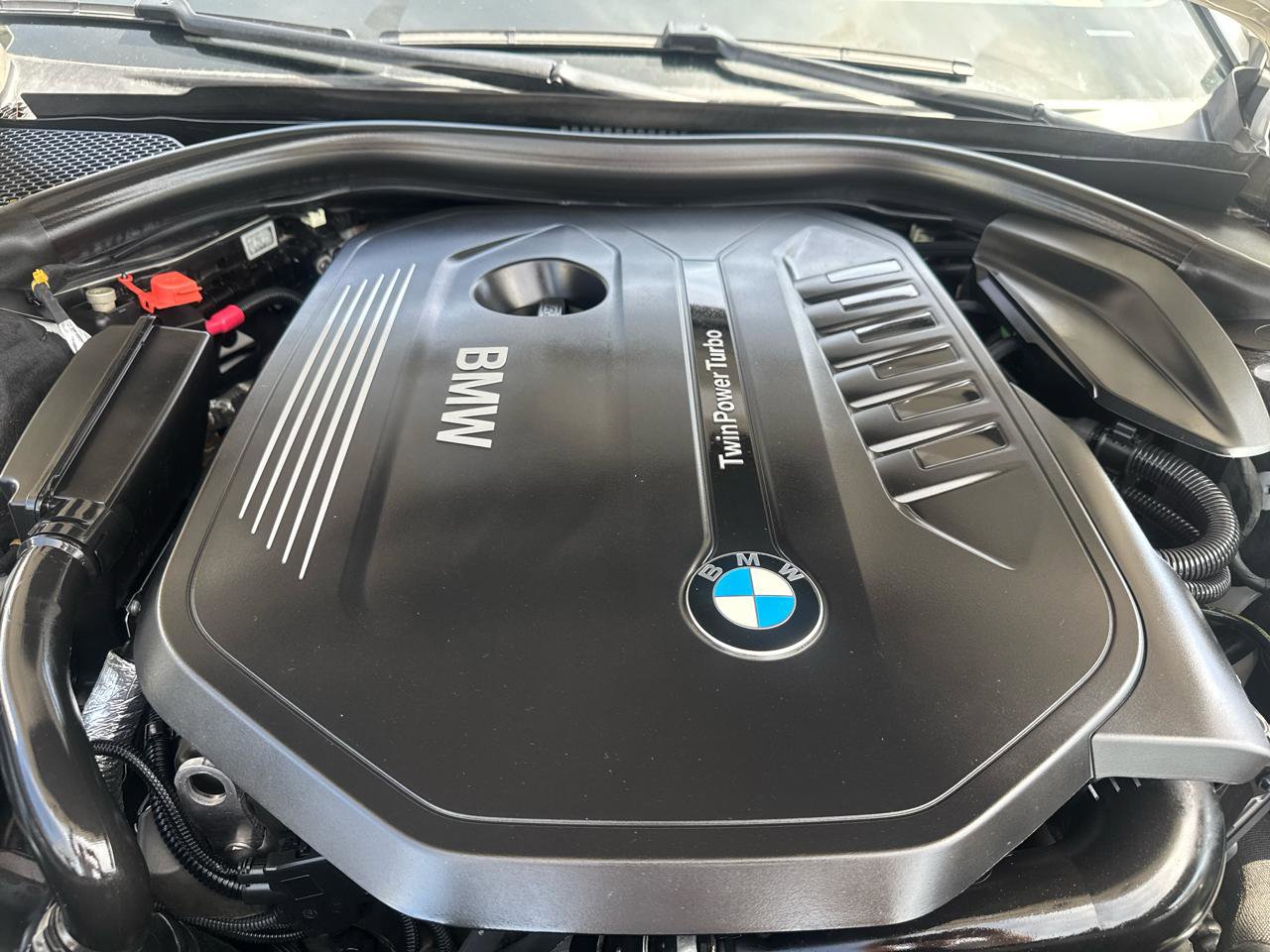 Used 2019 BMW 740i xDrive image 29