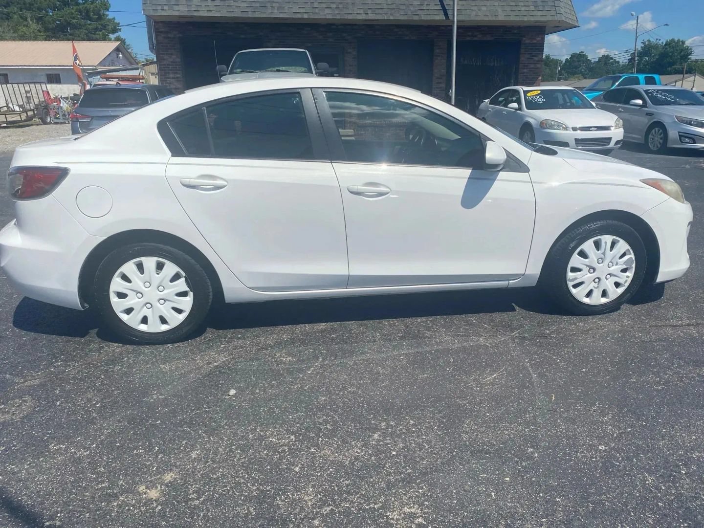 Used 2013 MAZDA MAZDA3 i SV w/ Convenience Pkg FWD image 4