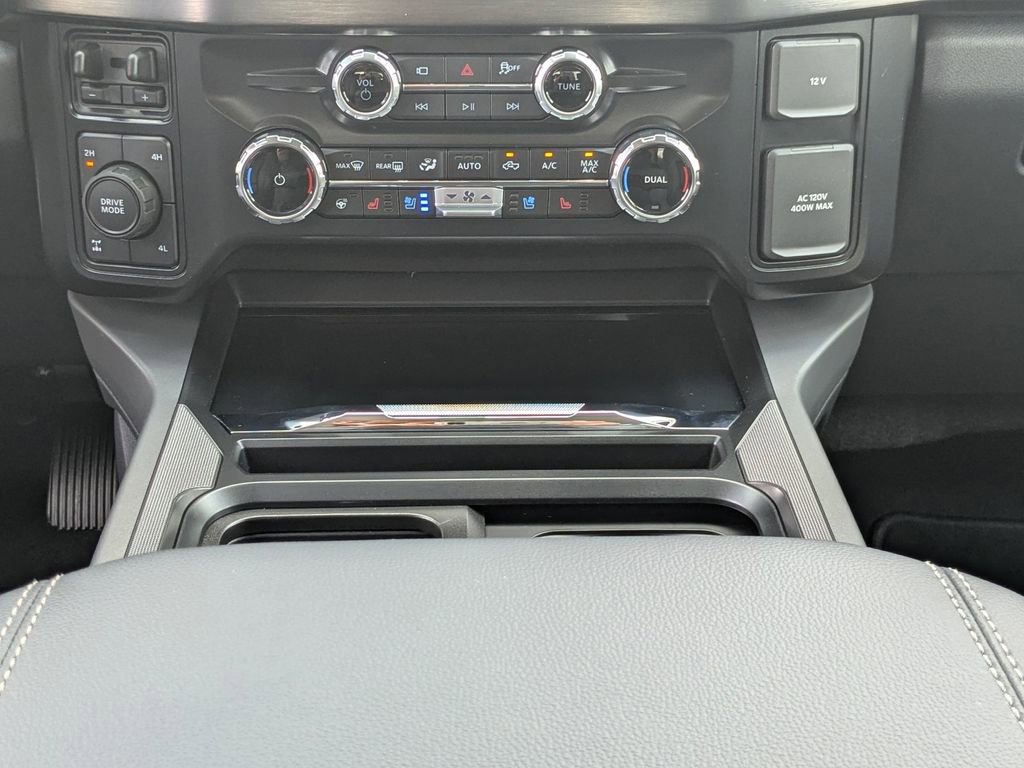 New 2026 Ford F250 Lariat image 34