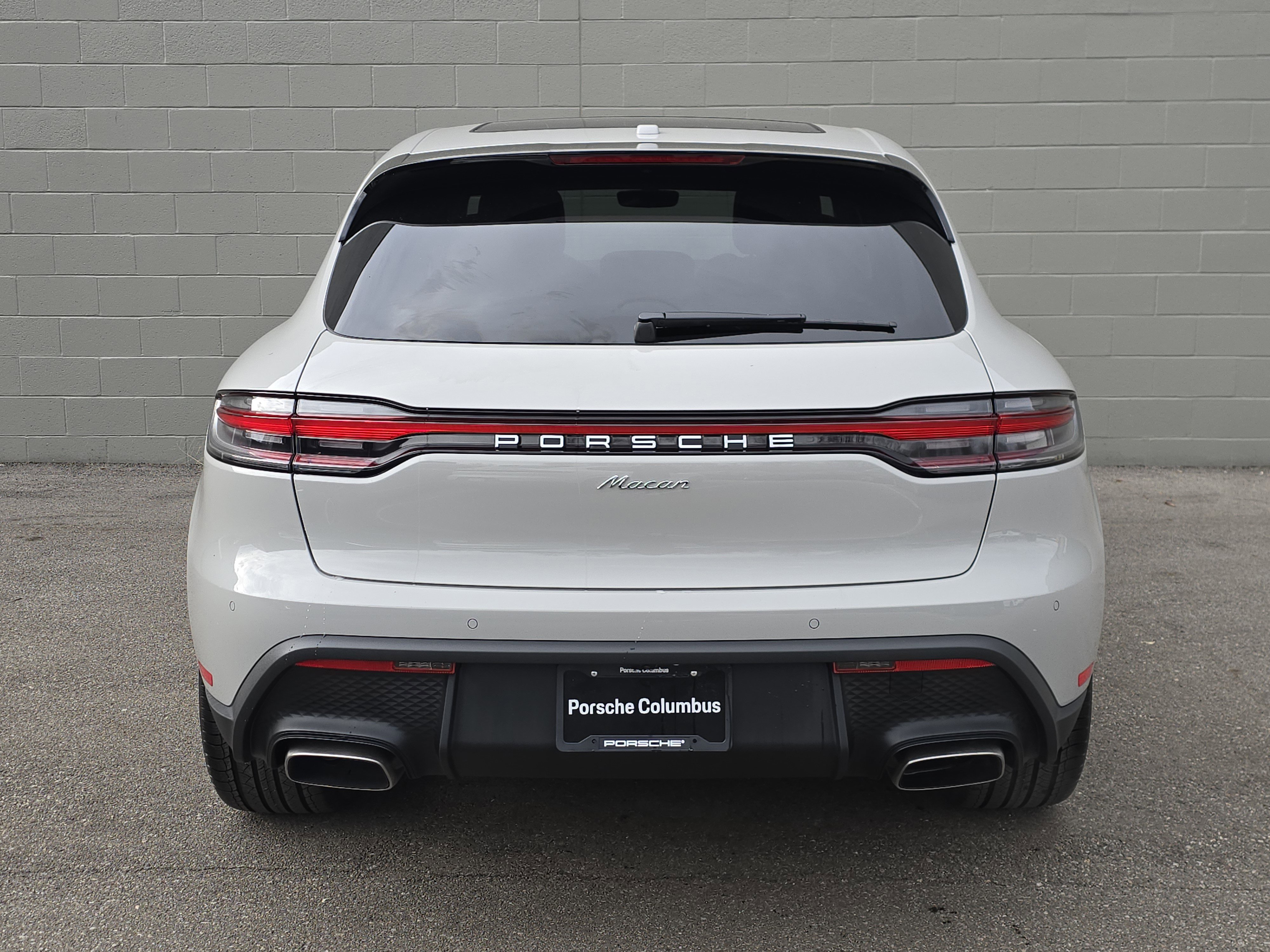 New 2026 Porsche Macan image 8