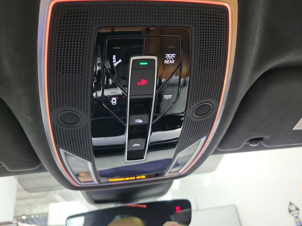 Used 2022 Audi S8 image 52