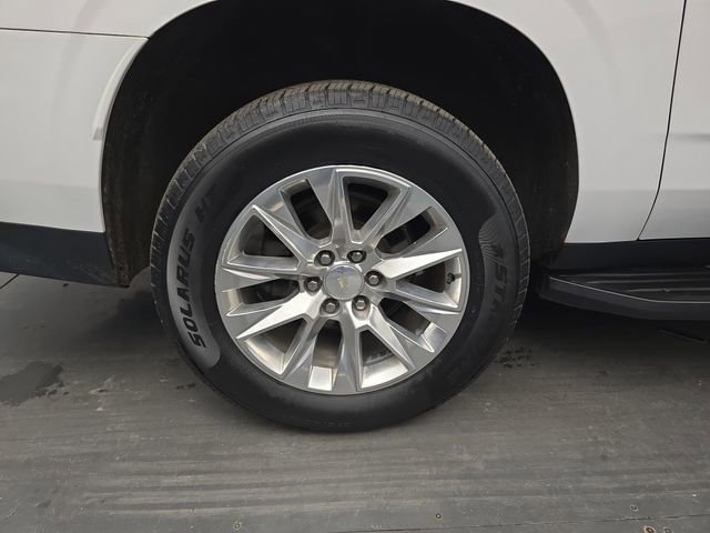 Used 2021 Chevrolet Suburban Premier w/ Premium Package image 20