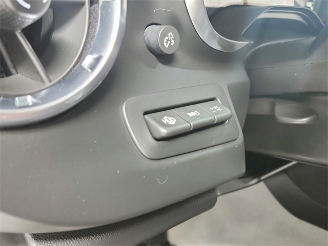 Used 2018 Chevrolet Camaro SS image 33