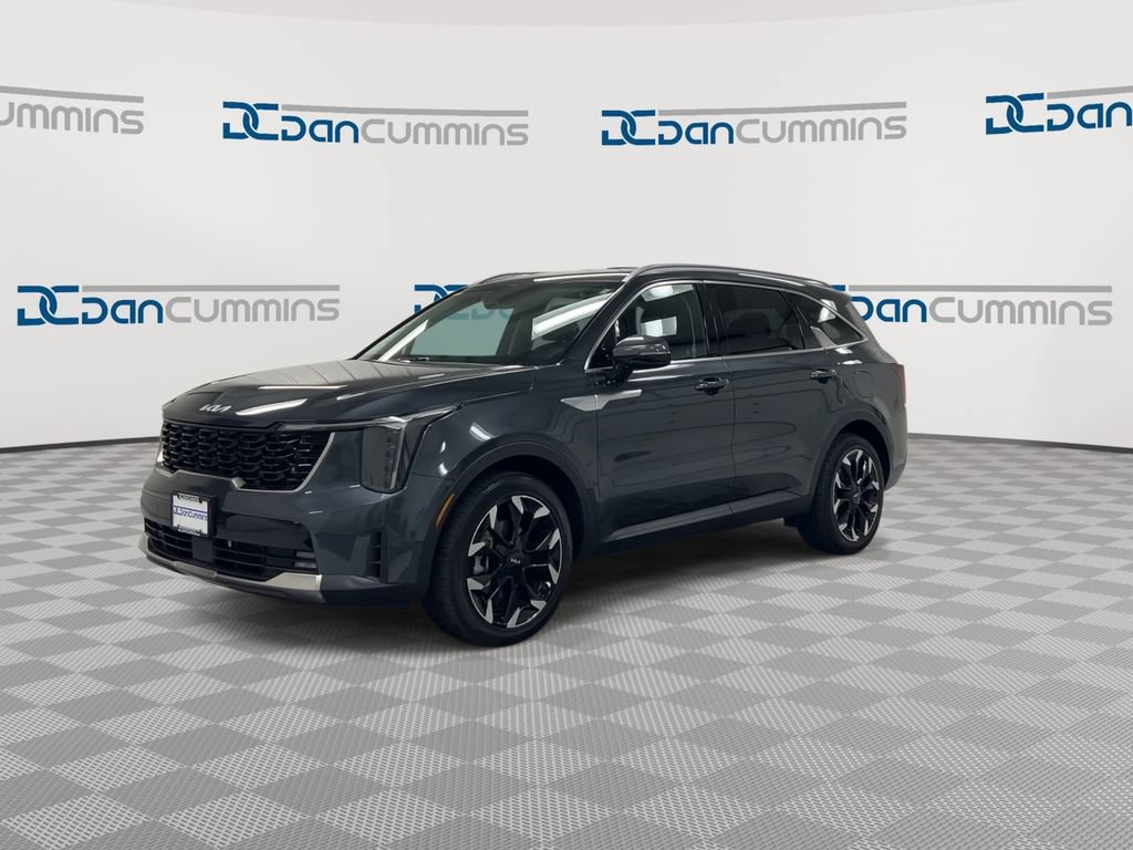 Used 2025 Kia Sorento EX FWD image 4