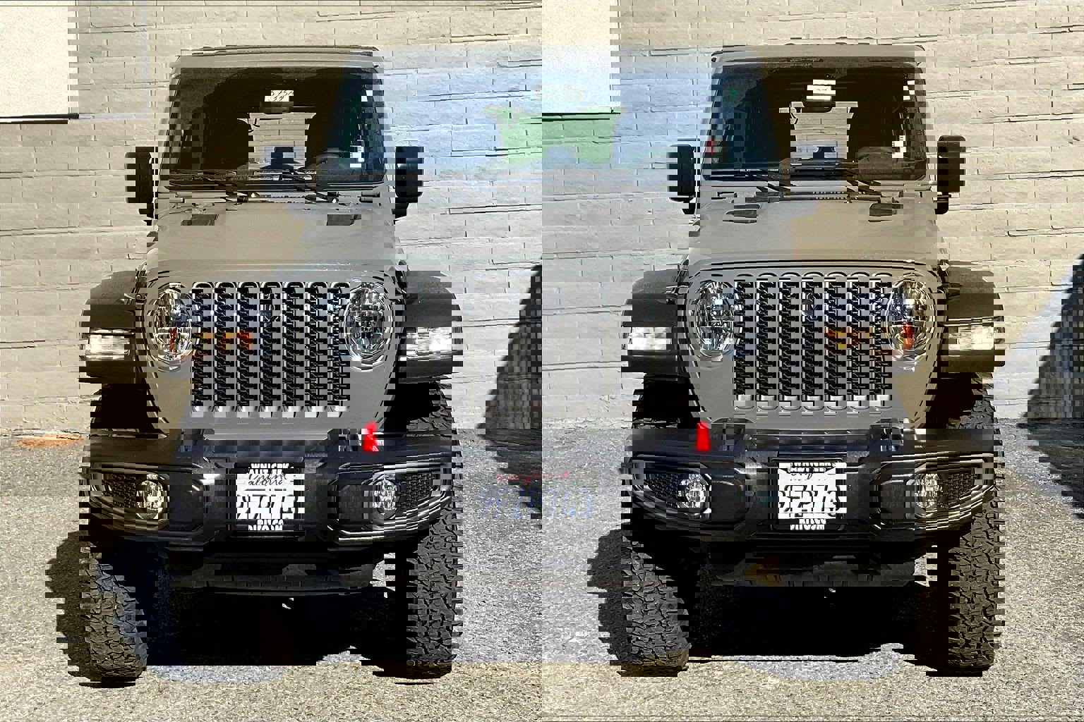 Used 2023 Jeep Wrangler Unlimited Rubicon image 2