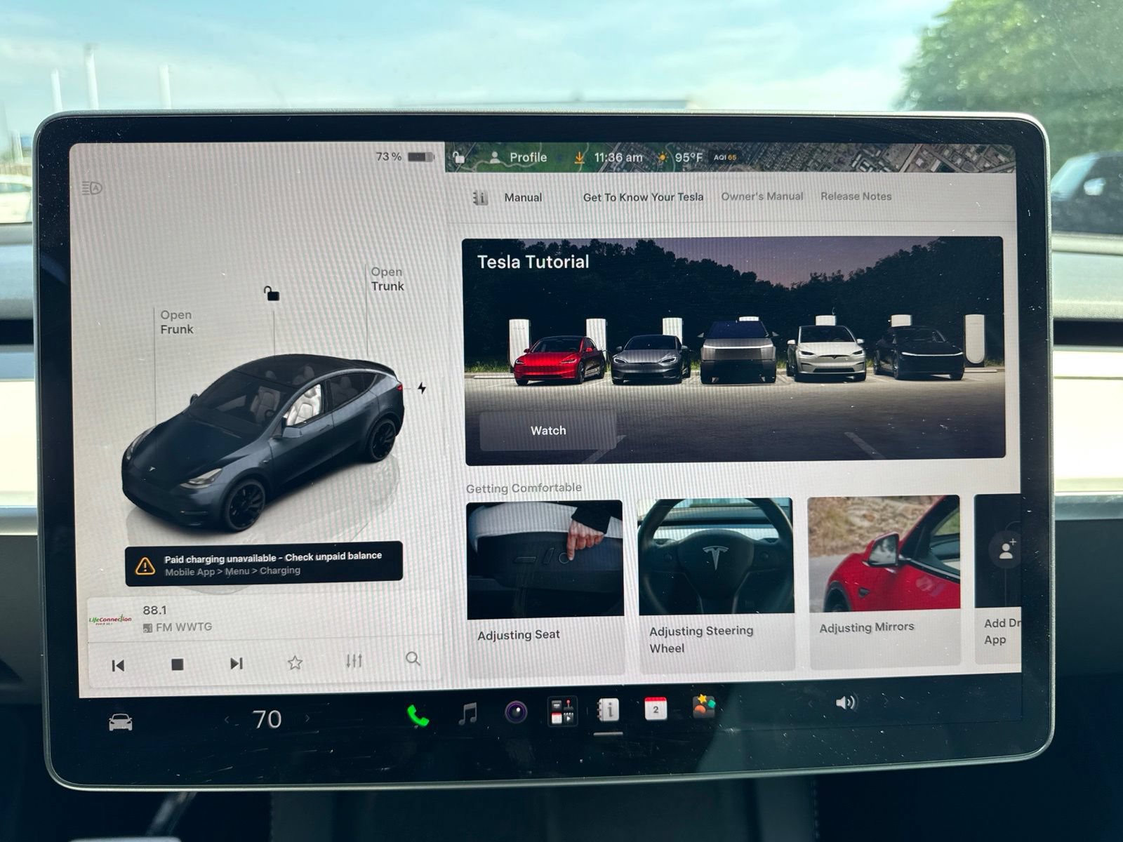 Used 2024 Tesla Model Y Performance AWD/4WD image 18