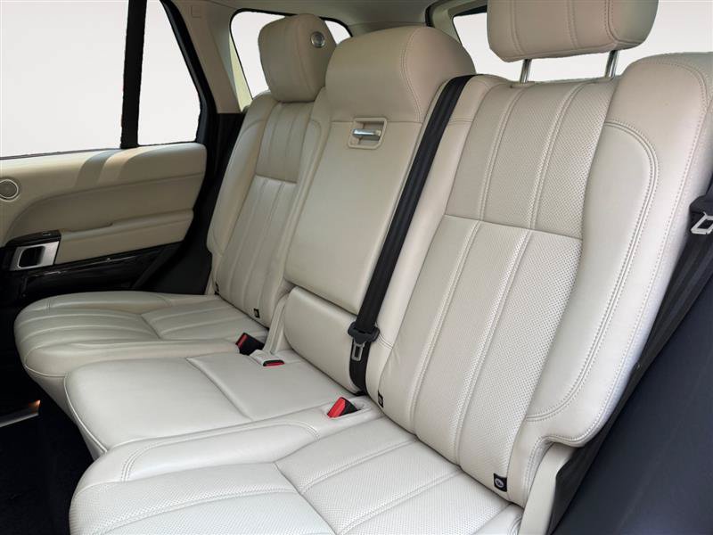 Used 2017 Land Rover Range Rover HSE AWD/4WD image 15