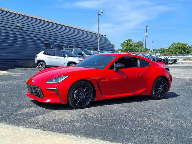 Used 2023 Toyota GR86 Premium w/ ALL Weather Mat Package (TMS) RWD image 16
