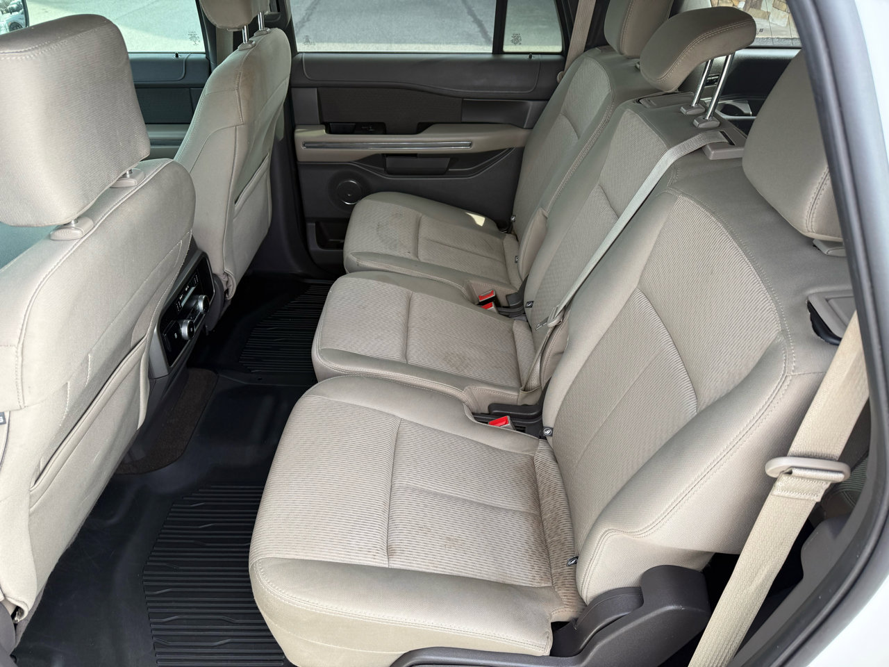 Used 2020 Ford Expedition Max XLT image 14