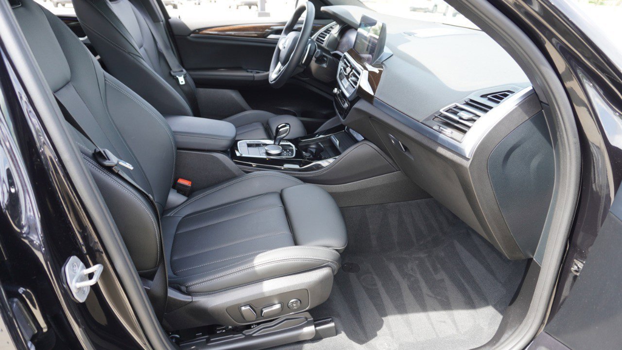 Used 2025 BMW X4 xDrive30i w/ Premium Package AWD/4WD image 14