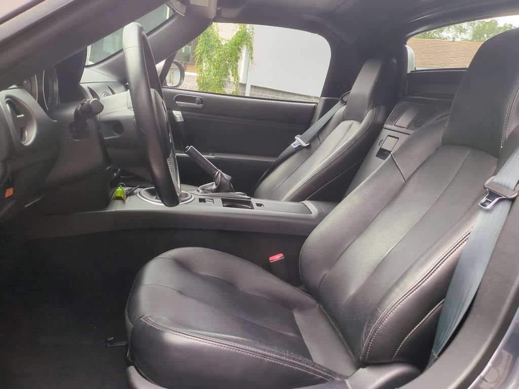 Used 2007 MAZDA MX-5 Miata Grand Touring w/ Premium Pkg RWD image 20