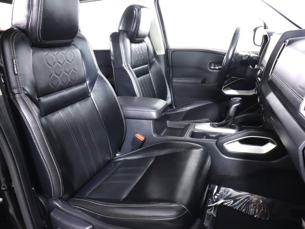 Used 2023 Nissan Frontier SV w/ SV Premium Package image 42