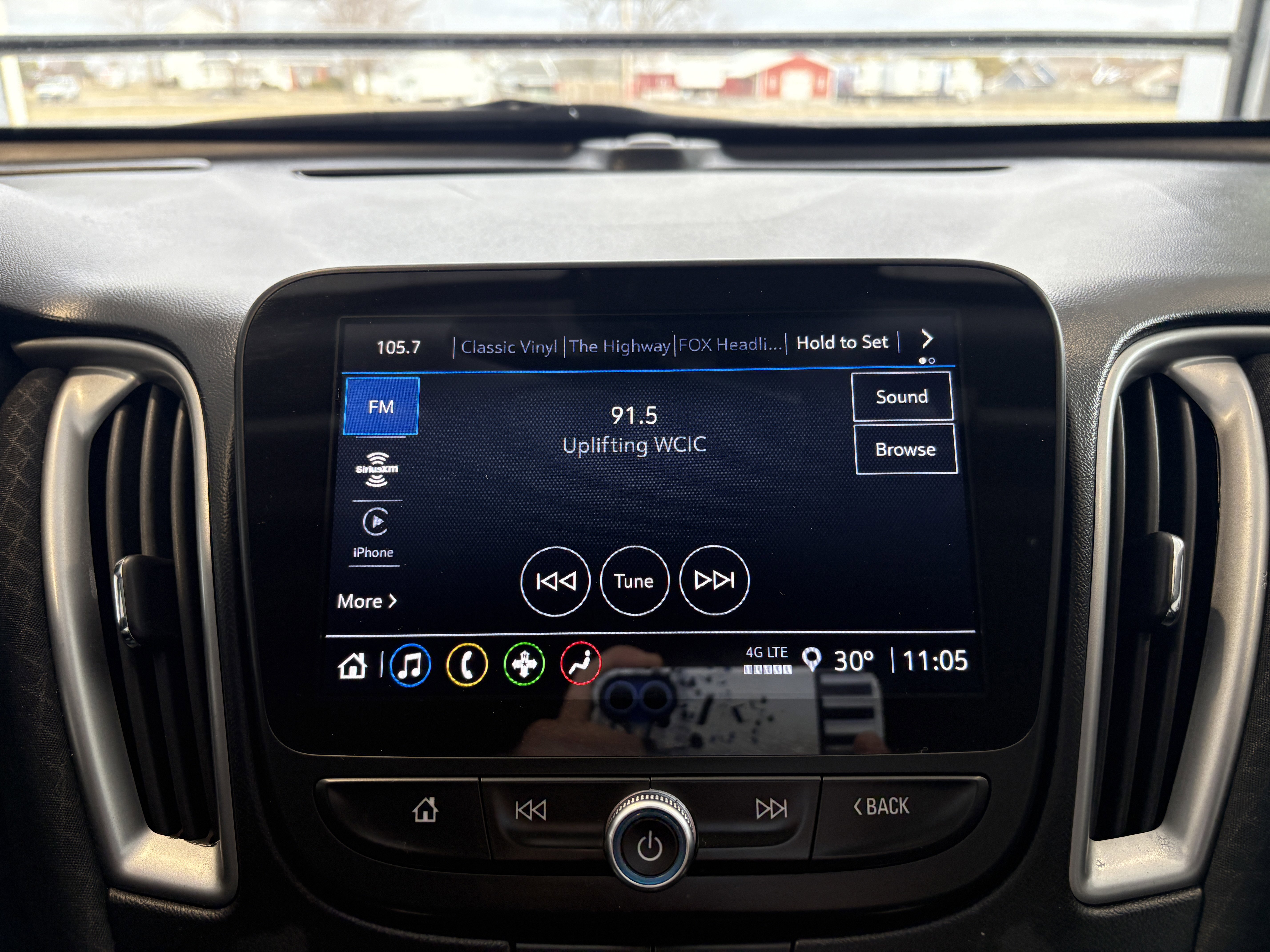 Used 2025 Chevrolet Malibu LT image 15